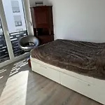 Modern Appartment Near Airport