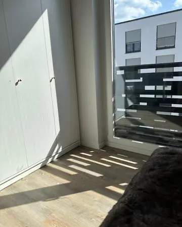Appartement Modern Near Airport *