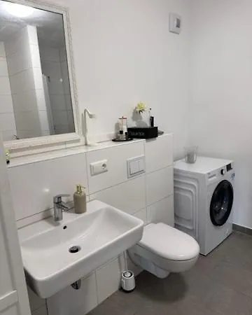 Appartement Modern Near Airport *